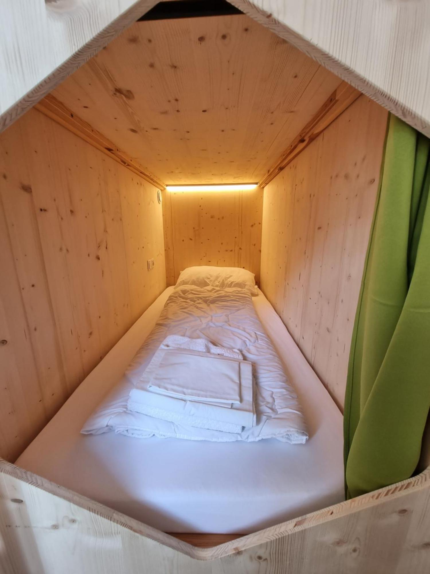 Stanton Hostel Sankt Anton am Arlberg Oda fotoğraf